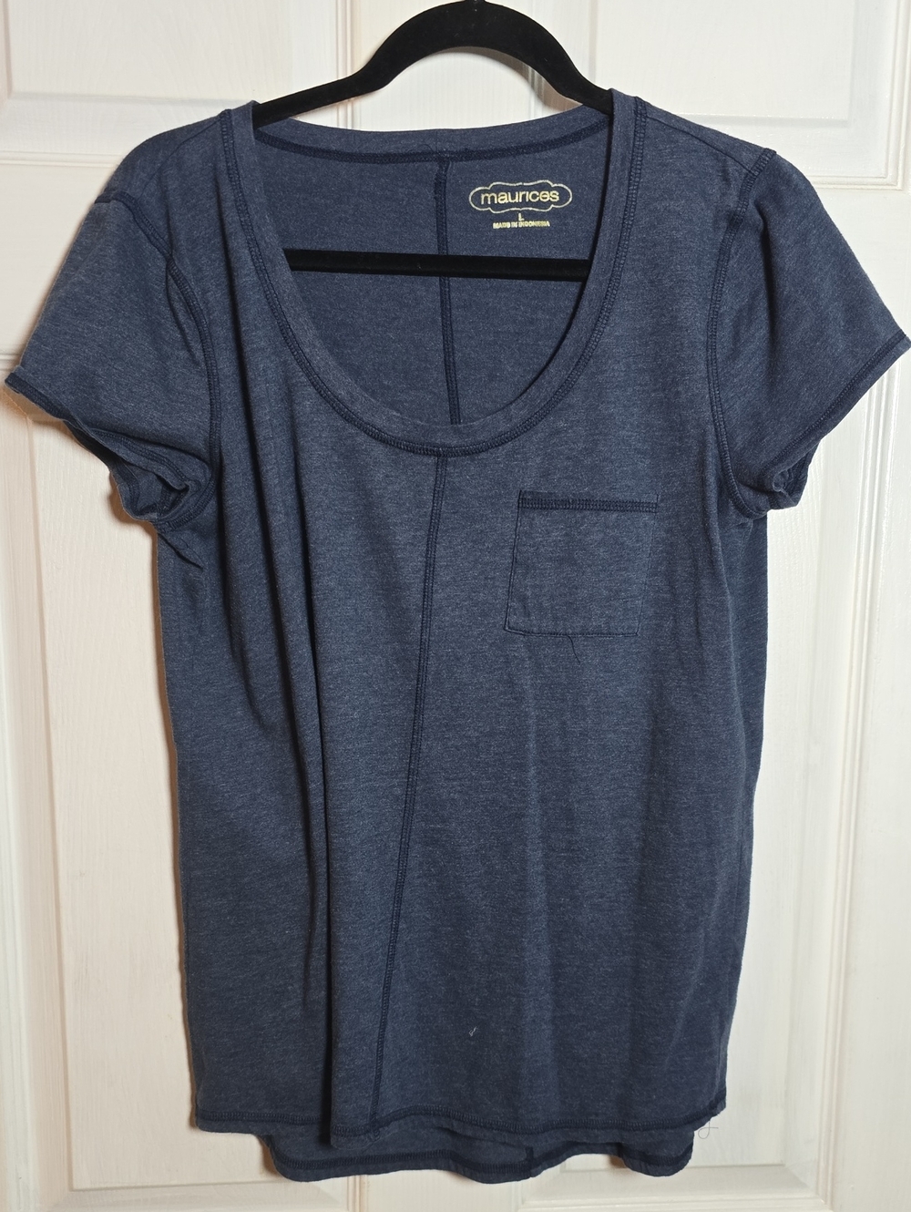 Maurices L Large Navy Scoop Neck Pocket Tee